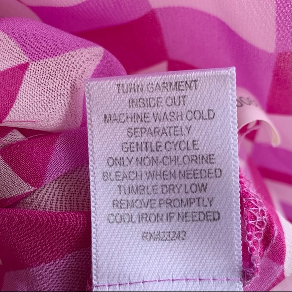 •NY & Company• V-Neck Blouse with Bow Collar - Med - Picture 6 of 8